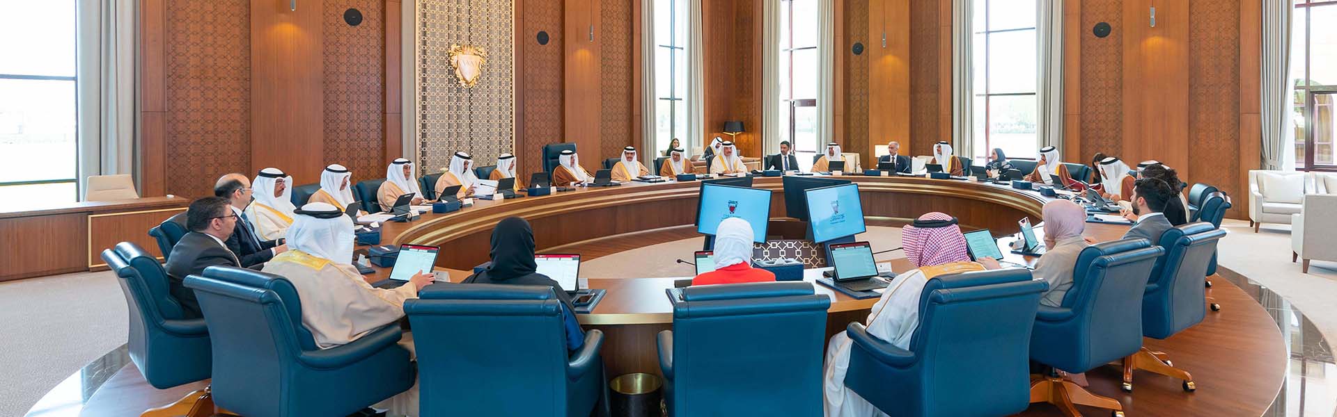 سمو ولي العهد رئيس مجلس الوزراء يرأس الاجتماع الاعتيادي الأسبوعي لمجلس الوزراء